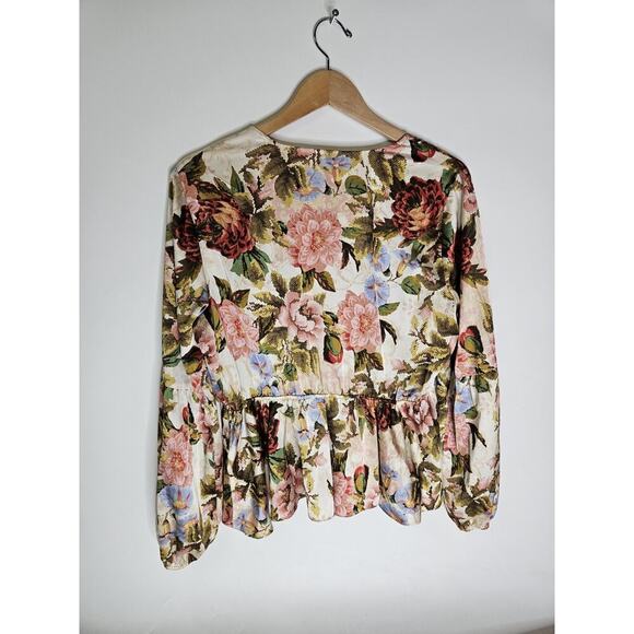 GUESS Women’s Size XL Floral Print Wrap Blouse Designer Fashion Chiffon - Picture 8 of 14